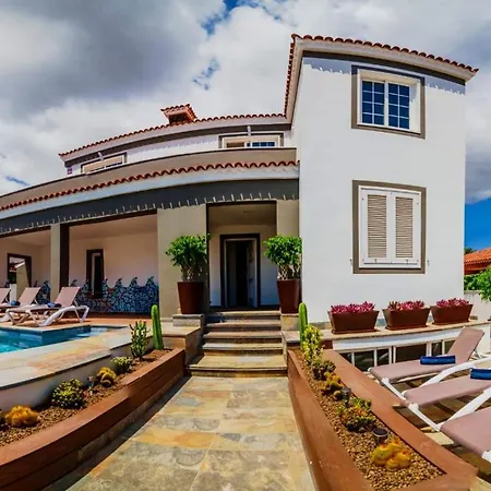 Luxury Tenerife Costa * طوستا ديل سيلونثيو