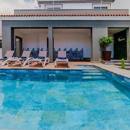 Luxury Tenerife Costa فيلة طوستا ديل سيلونثيو